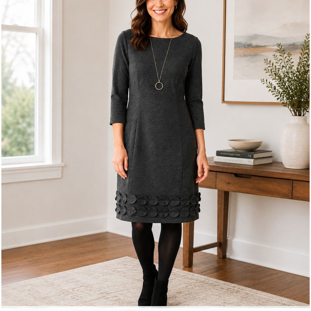 Boden Women's Gray Knit Dress 3/4 Sleeve Scalloped Circle Appliqué Hem Size 12